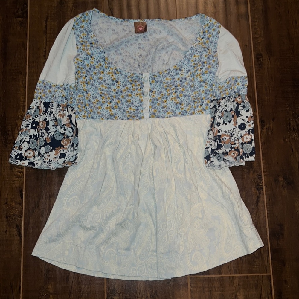 Anthropologie Language Los Angeles